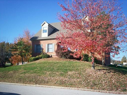 106 St James Ct, Frankfort, KY 40601